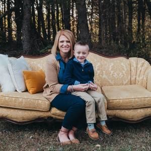 Meet your Posher, Cynthia